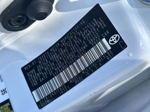 Used 2023 Toyota Corolla LE FWD image 23