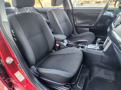 Used 2017 Mitsubishi Lancer ES image 13