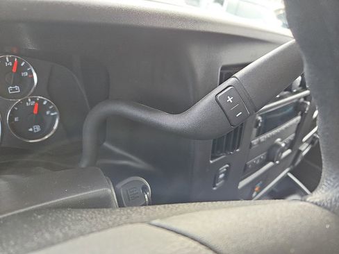 Used 2024 GMC Savana 2500 w/ Driver Convenience Package image 21