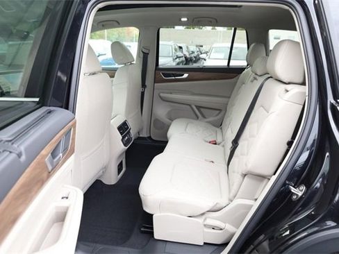 New 2026 Volkswagen Atlas SE image 24