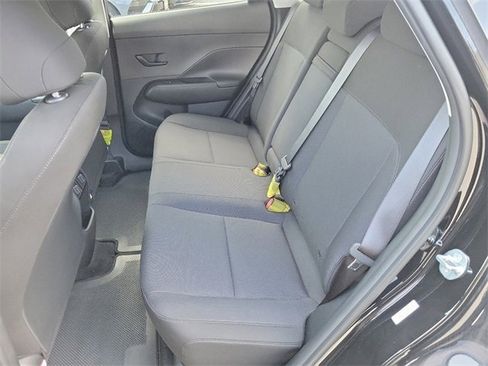 New 2025 Hyundai Kona SEL image 17