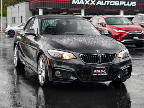 Used 2017 BMW 230i xDrive Convertible image 2