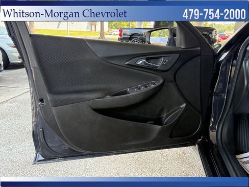 Used 2023 Chevrolet Malibu LT FWD image 11