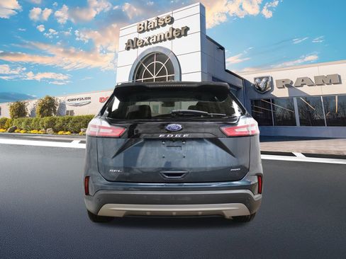 Used 2023 Ford Edge SEL AWD/4WD image 6