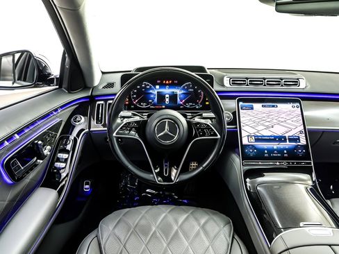 Certified 2022 Mercedes-Benz S 580 4MATIC Sedan image 6