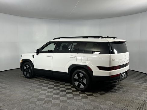 Used 2025 Hyundai Santa Fe SEL image 9