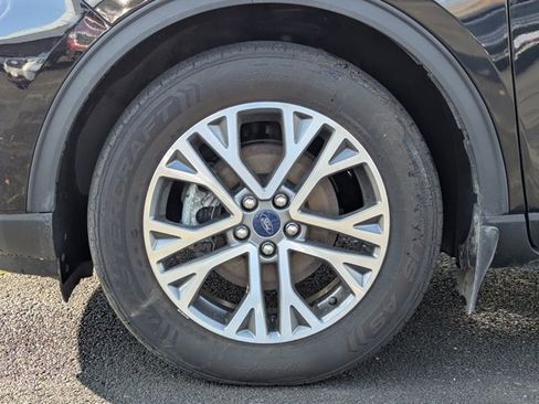 Used 2022 Ford Escape SEL w/ Technology Package image 39