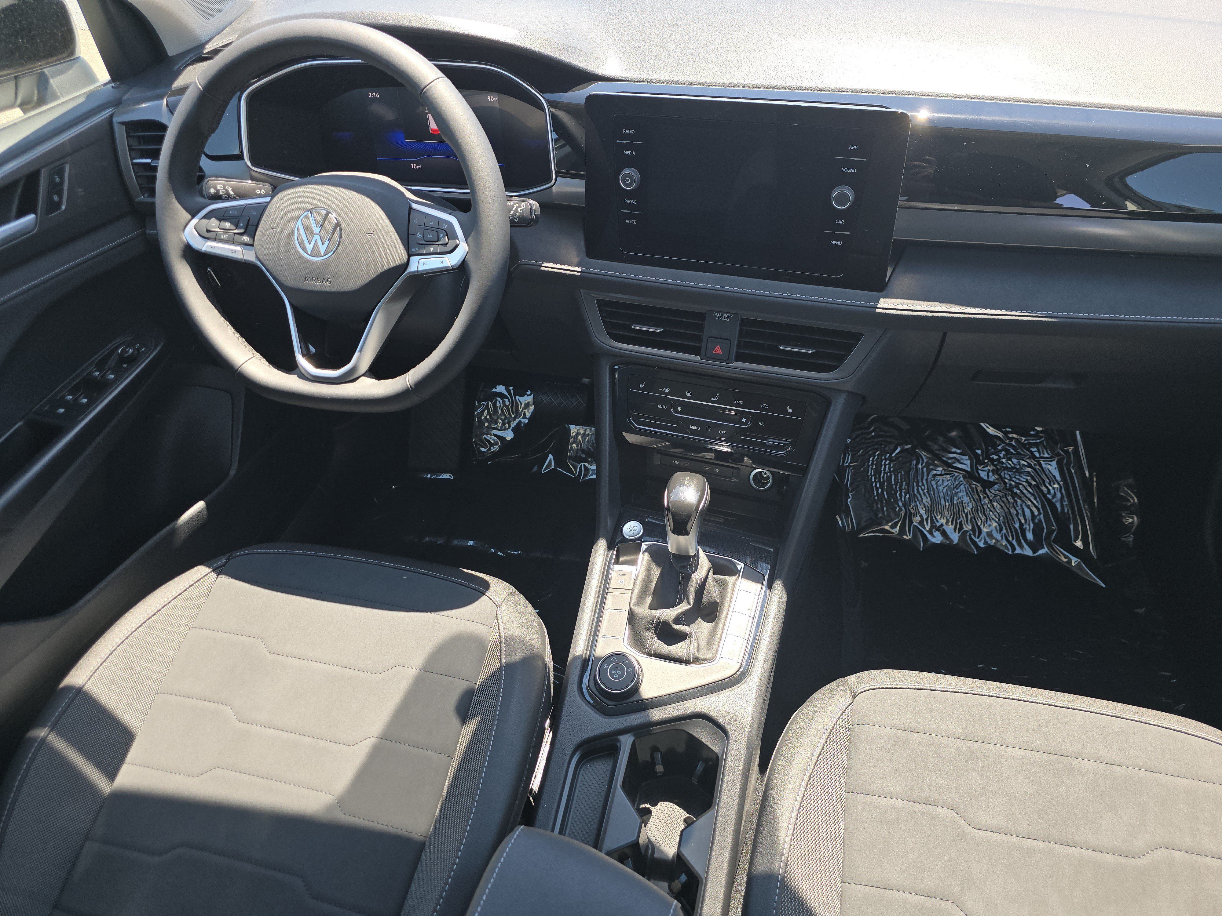 New 2026 Volkswagen Taos SE AWD/4WD image 19