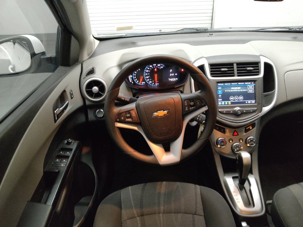 Used 2018 Chevrolet Sonic LT FWD image 22
