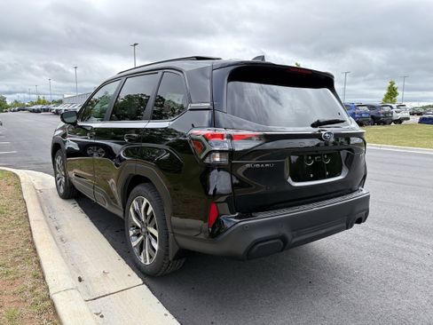 New 2026 Subaru Forester Touring AWD/4WD image 6
