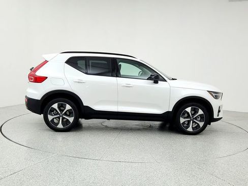 New 2026 Volvo XC40 B5 Plus w/ Protection Package Premier image 4