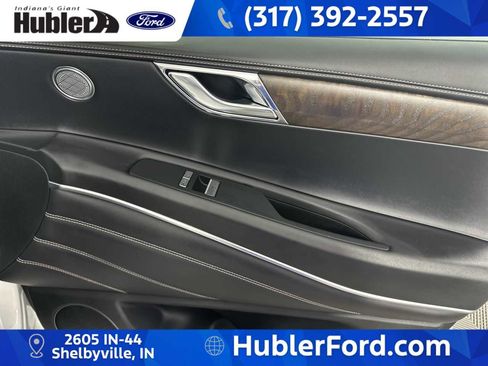 Used 2024 Genesis GV80 2.5T AWD/4WD image 23