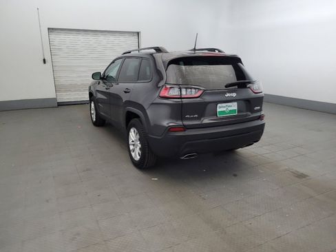 Used 2022 Jeep Cherokee Latitude Lux w/ Sun & Sound Group AWD/4WD image 5