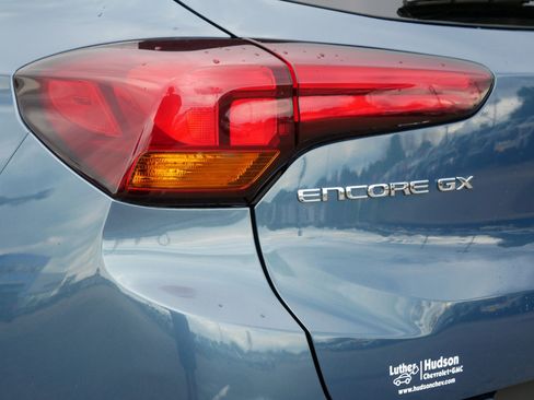 Used 2024 Buick Encore GX Preferred FWD image 17