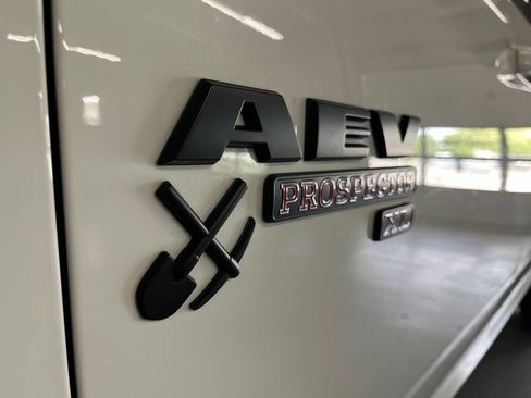 Used 2021 RAM 2500 Limited AWD/4WD image 5