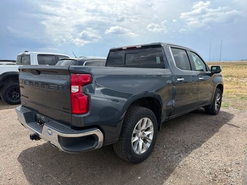 Certified 2021 Chevrolet Silverado 1500 LTZ AWD/4WD image 3