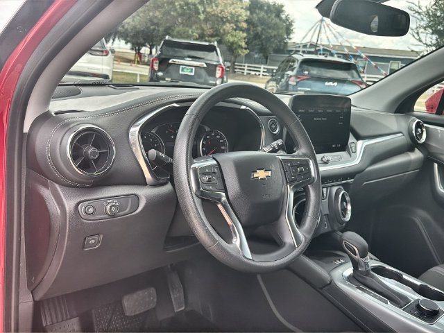 Used 2024 Chevrolet Blazer LT w/ Convenience Package FWD image 10
