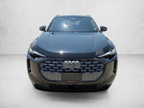 Used 2025 Audi Q5 Premium w/ Convenience Package AWD/4WD image 2