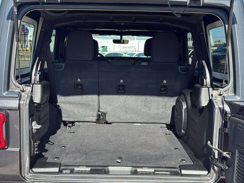 Used 2020 Jeep Wrangler Unlimited Rubicon image 28