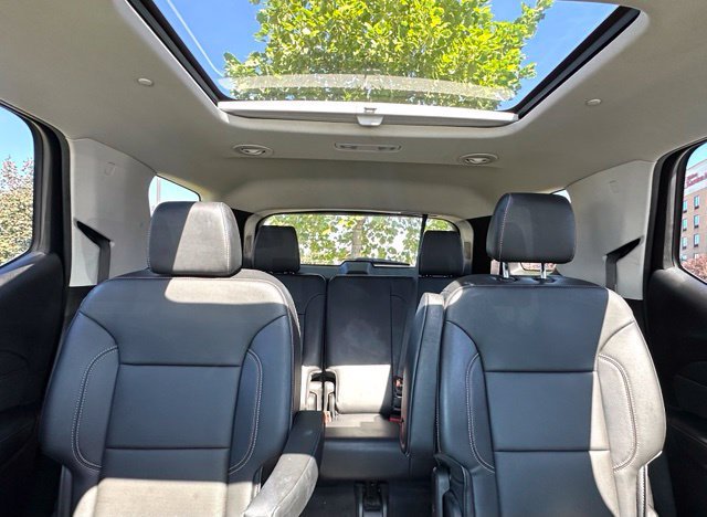 Used 2019 Chevrolet Traverse Premier w/ LPO, Floor Liner Package AWD/4WD image 25