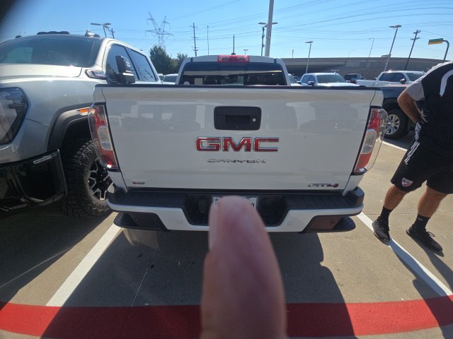 Used 2021 GMC Canyon AT4 w/ Driver Alert Package AWD/4WD image 4