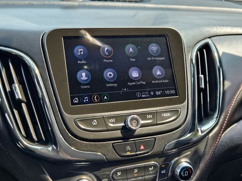 Used 2022 Chevrolet Equinox RS w/ Infotainment Package image 25