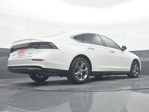 Used 2024 Honda Accord EX-L image 33