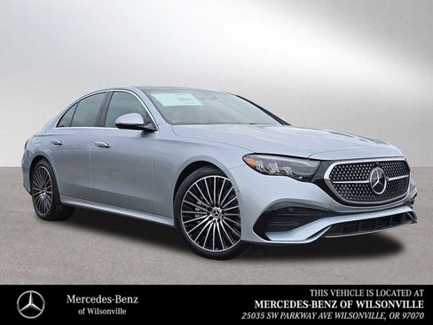 New 2026 Mercedes-Benz E 450 4MATIC Sedan image 1