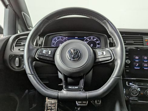 Used 2019 Volkswagen Golf R 4-Door image 26