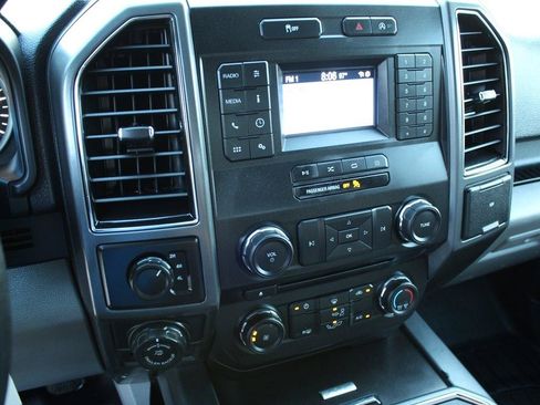 Used 2018 Ford F150 XLT w/ Equipment Group 301A Mid AWD/4WD image 30