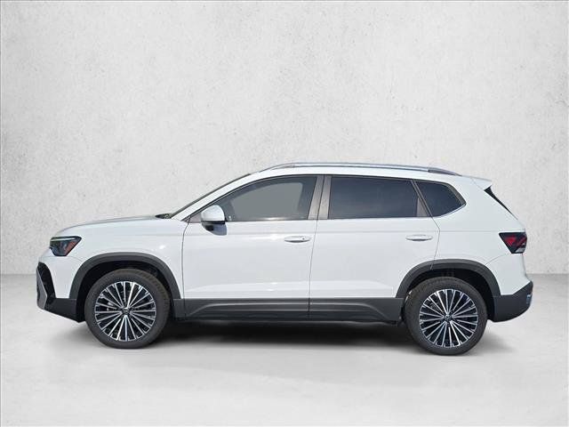New 2026 Volkswagen Taos SE FWD image 8