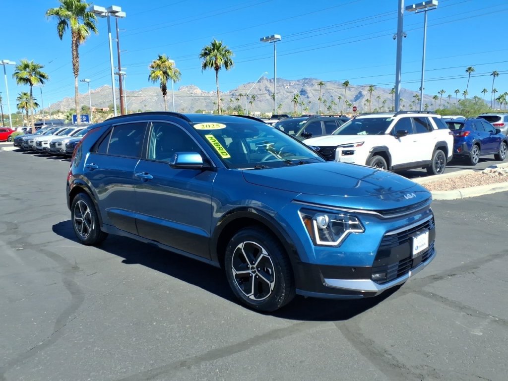 Used 2025 Kia Niro FWD image 31