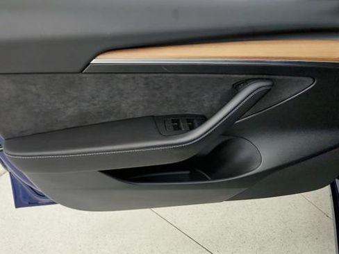 Used 2023 Tesla Model 3 Standard Range RWD image 46