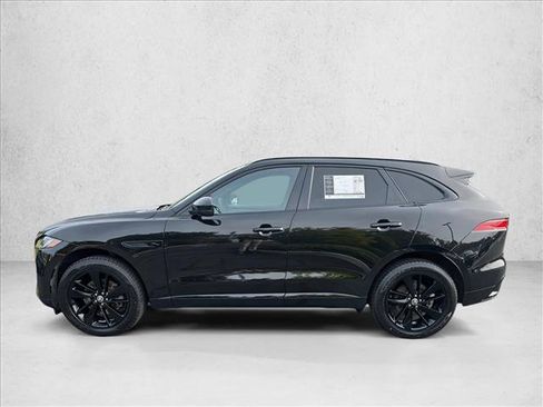 Certified 2025 Jaguar F-PACE R-Dynamic S image 8