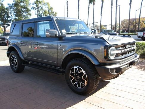 Certified 2022 Ford Bronco Outer Banks image 6