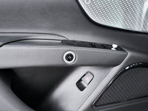 Used 2023 Maserati Grecale GT image 23