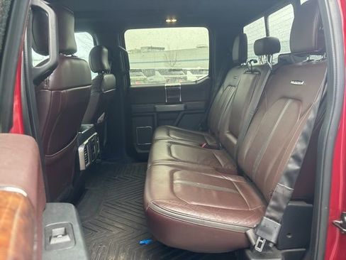 Used 2015 Ford F150 Platinum w/ Equipment Group 701A Luxury image 29