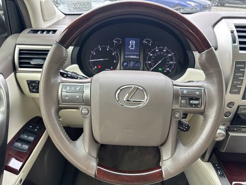 Used 2013 Lexus GX 460 w/ Comfort Plus Pkg AWD/4WD image 13