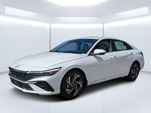 New 2026 Hyundai Elantra Limited FWD image 7