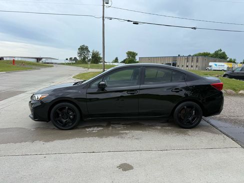 Used 2018 Subaru Impreza 2.0i Premium AWD/4WD image 10