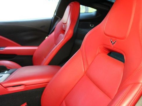 Used 2014 Chevrolet Corvette Stingray Coupe RWD image 15