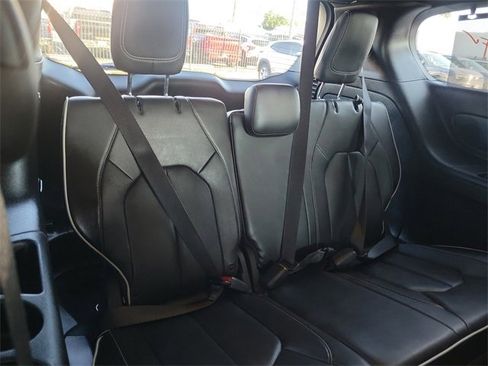 Used 2019 Chrysler Pacifica Limited w/ Advanced Safetytec Group image 26