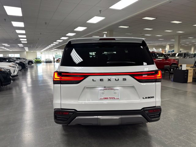 Used 2025 Lexus LX 600 4WD w/ Appearance Package image 6