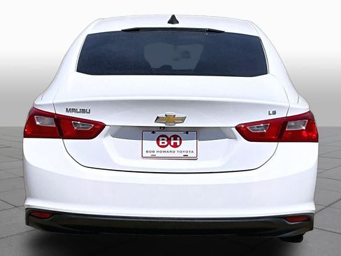 Used 2016 Chevrolet Malibu LS FWD image 5