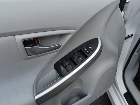 Used 2015 Toyota Prius Two FWD image 19
