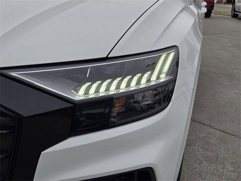 Used 2023 Audi Q8 Prestige image 40