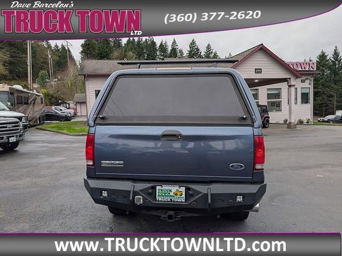 Used 2005 Ford F350 Lariat image 6