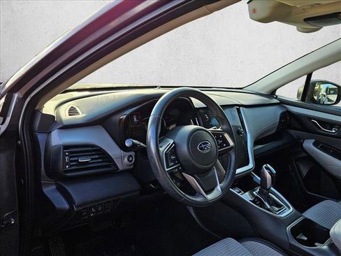Used 2022 Subaru Outback Premium image 10