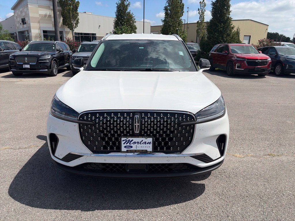 Used 2026 Lincoln Aviator AWD image 9