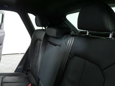 Used 2022 Audi Q3 2.0T Premium w/ Convenience Package image 19